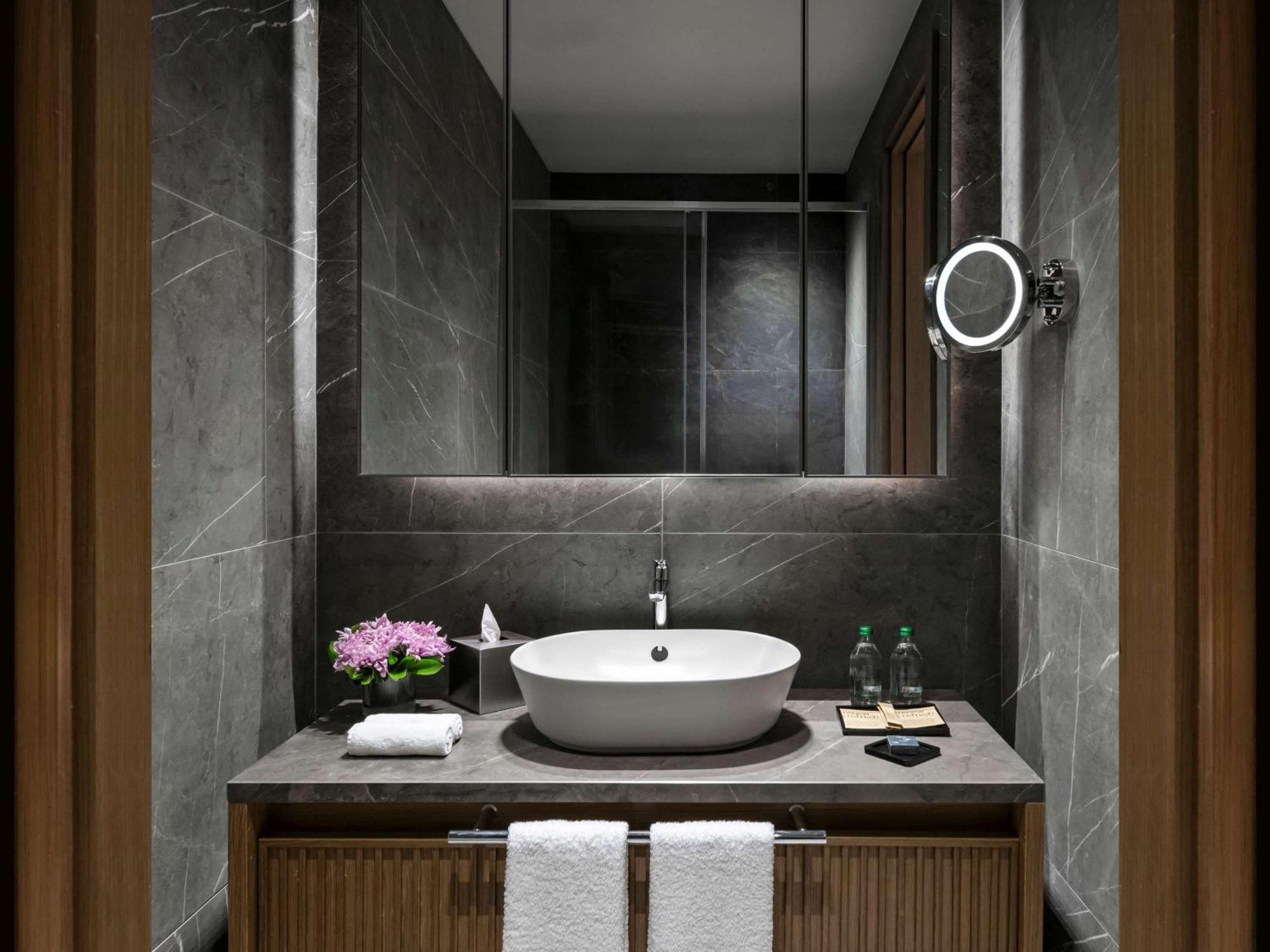 ホテル Moevenpick Living Istanbul Saklivadi エクステリア 写真