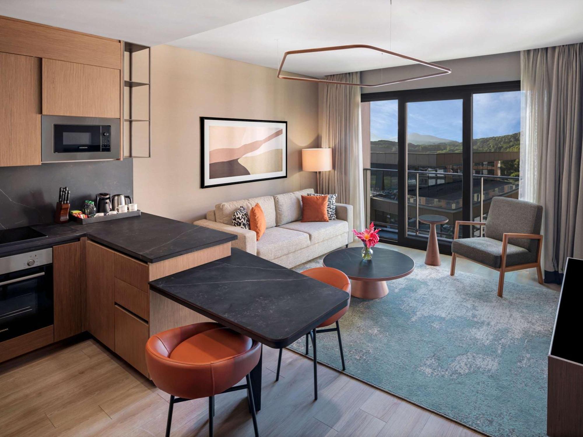 ホテル Moevenpick Living Istanbul Saklivadi エクステリア 写真