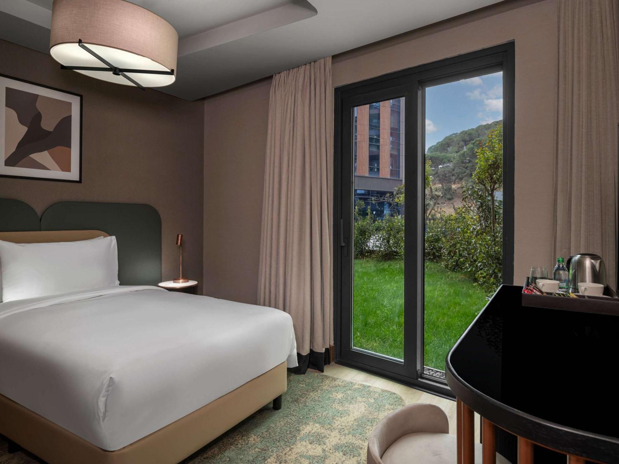 ホテル Moevenpick Living Istanbul Saklivadi エクステリア 写真
