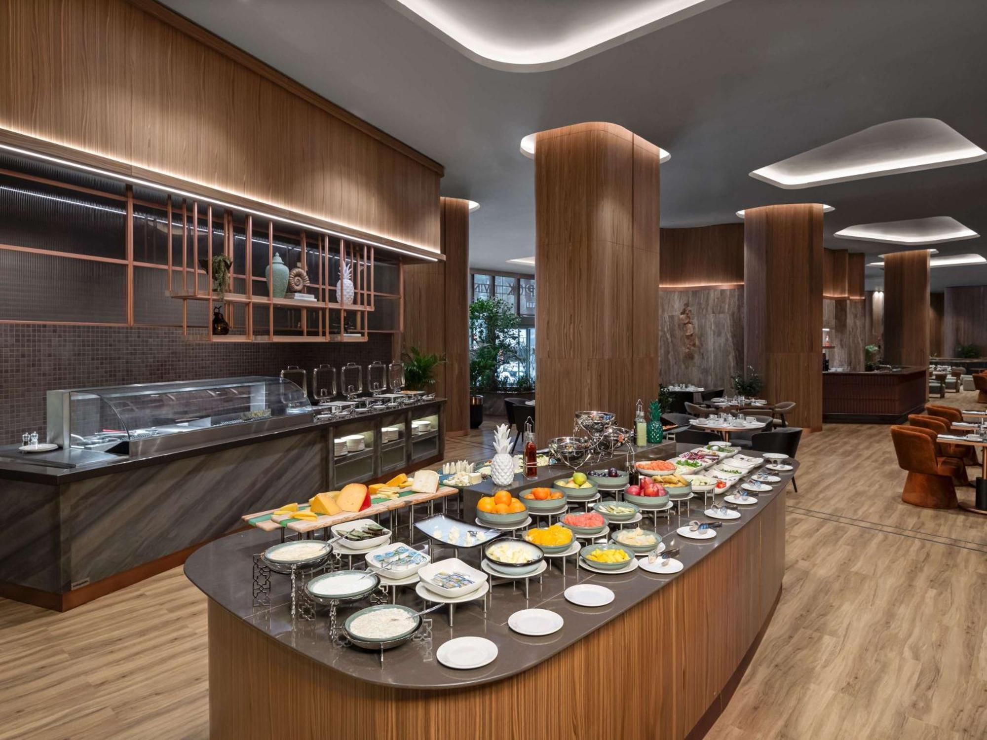 ホテル Moevenpick Living Istanbul Saklivadi エクステリア 写真